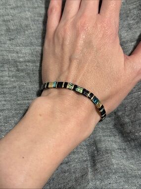 Japanese Glads Beaded Stretch Bracelet